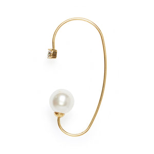 
                  
                    AR Gold Single Earring
                  
                