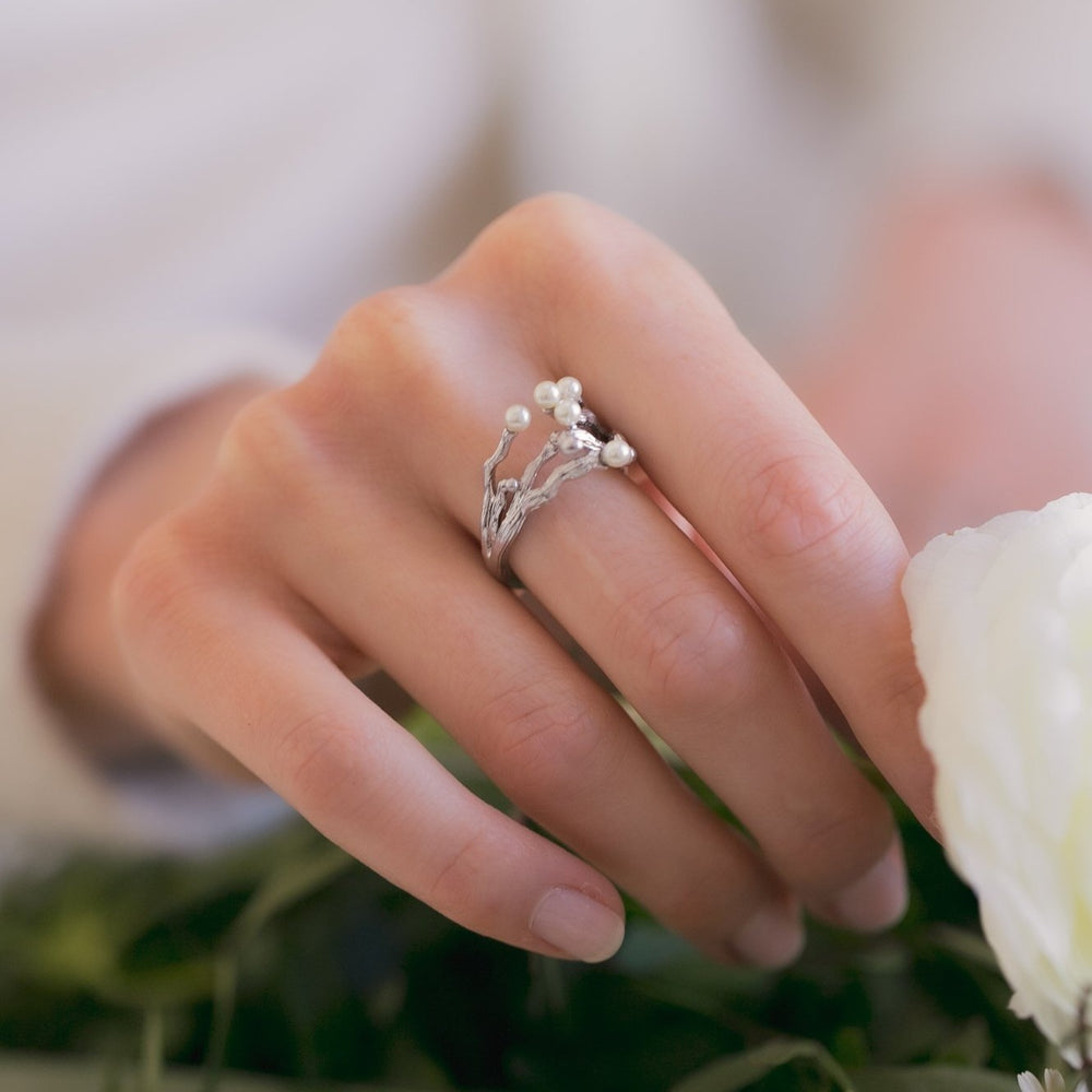 
                  
                    LUSH Silver Cluster Ring
                  
                