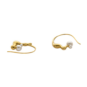 
                  
                    FLOW Small Gold Hoop Earrings with Pearls
                  
                