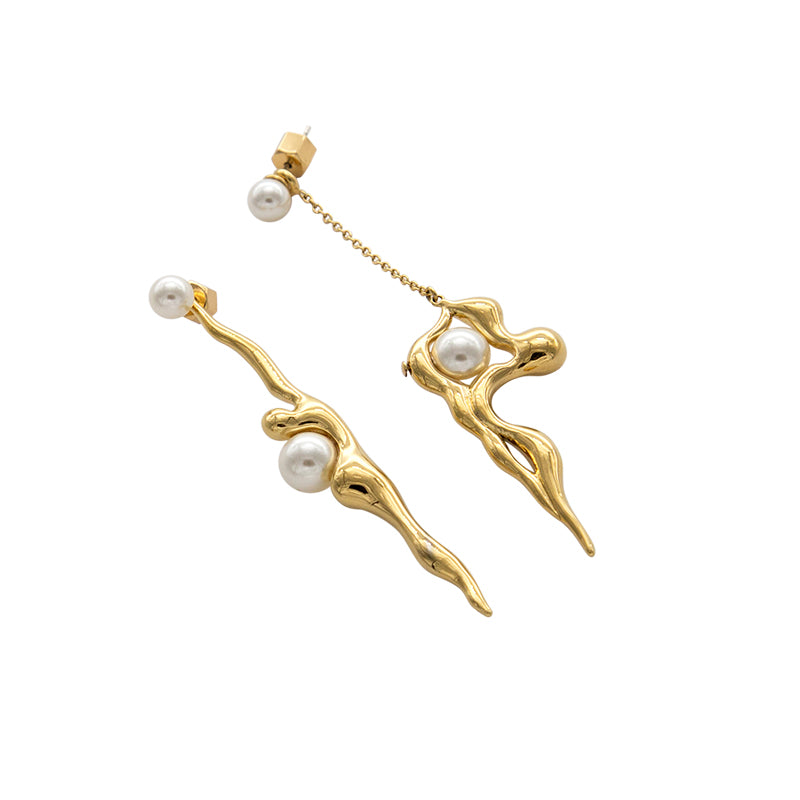 
                  
                    FLOW Asymmetric Gold Long Earrings
                  
                