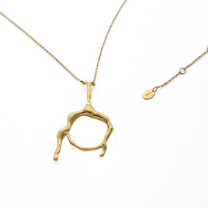 
                  
                    FLOW Gold Circle Necklace
                  
                