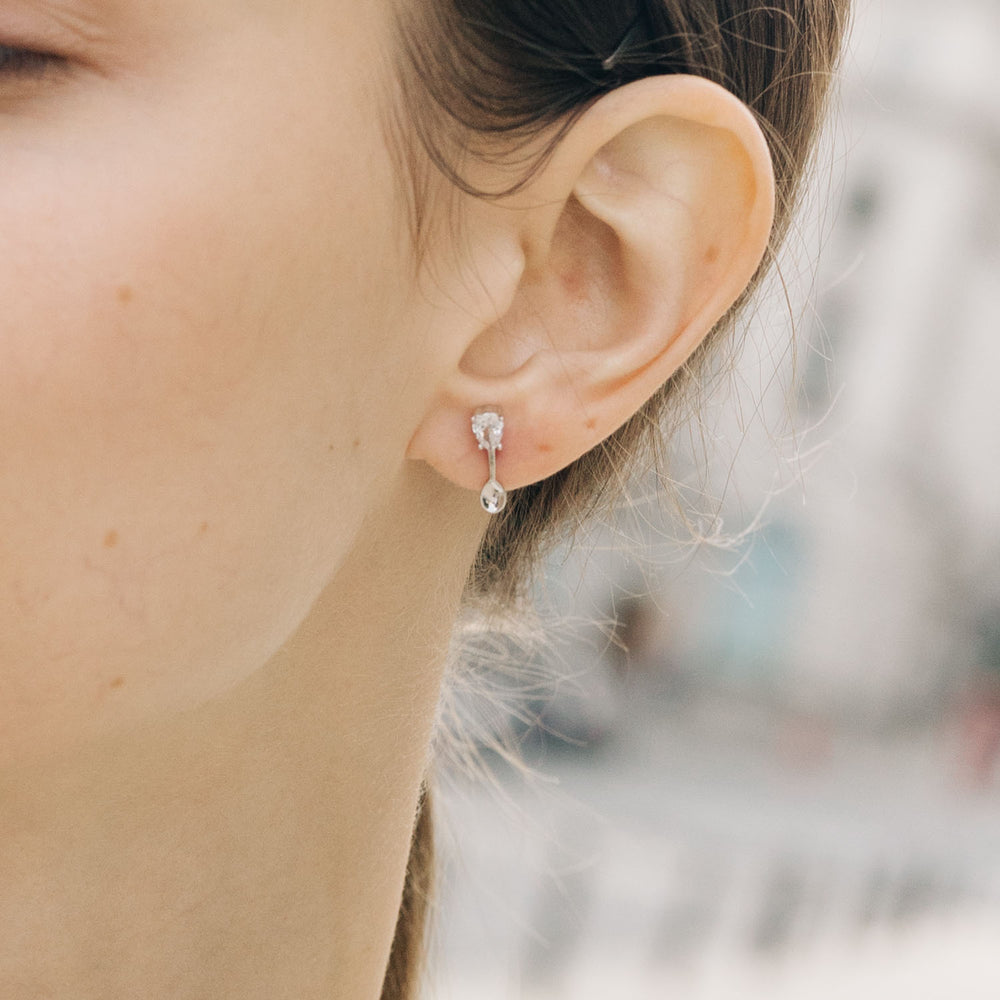 
                  
                    Gold-plated Spoons Earrings with Pear Crystals
                  
                